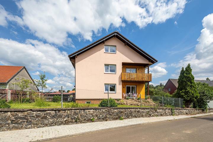 Ferienwohnung für 6 Personen, mit Garten in Wetterau