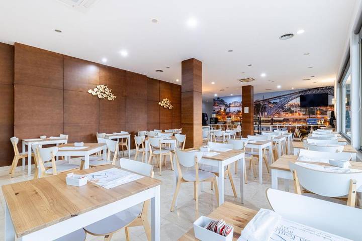 Hôtel pour 2 personnes, avec jardin et piscine ainsi que jacuzzi et sauna à Esmoriz - 2