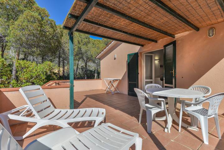 Ferienwohnung für 4 Personen, mit Garten in Procchio