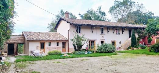Chambre d’hôte pour 2 personnes, avec jardin dans l' Ain