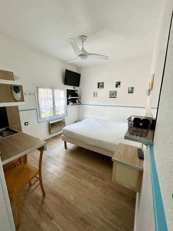 Hôtel pour 2 personnes, avec terrasse dans Le Racou - 2