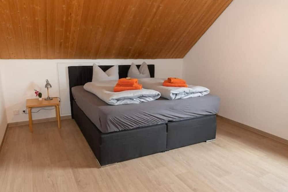 Villa am Wehr 9 Schlafzimmern + Wellnessbereich für Gruppen, Business, Schulung in Allersberg, Frankenalb