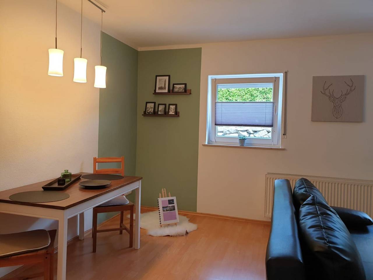 Ganze Wohnung, Sandra´s Ferienwohnung mit Pool in Mayen, Osteifel