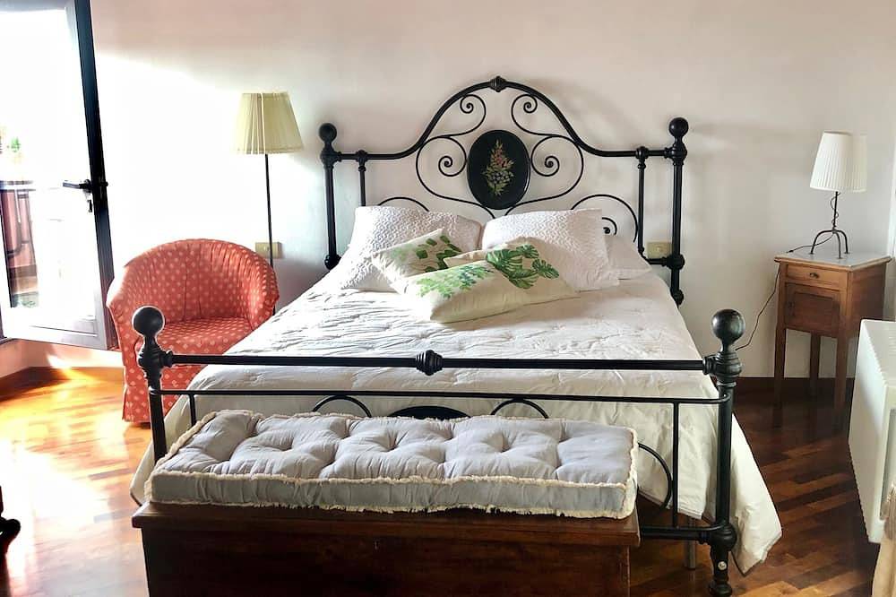 Appartamento intero, Casa 2 Camere con Vista Incantevole sulla Toscana in Antico Borgo Medioevale in Barberino Val d'Elsa, Barberino Tavarnelle