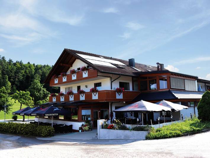 Gästehaus für 2 Personen, mit Terrasse und Garten in Naturpark Obere Donau
