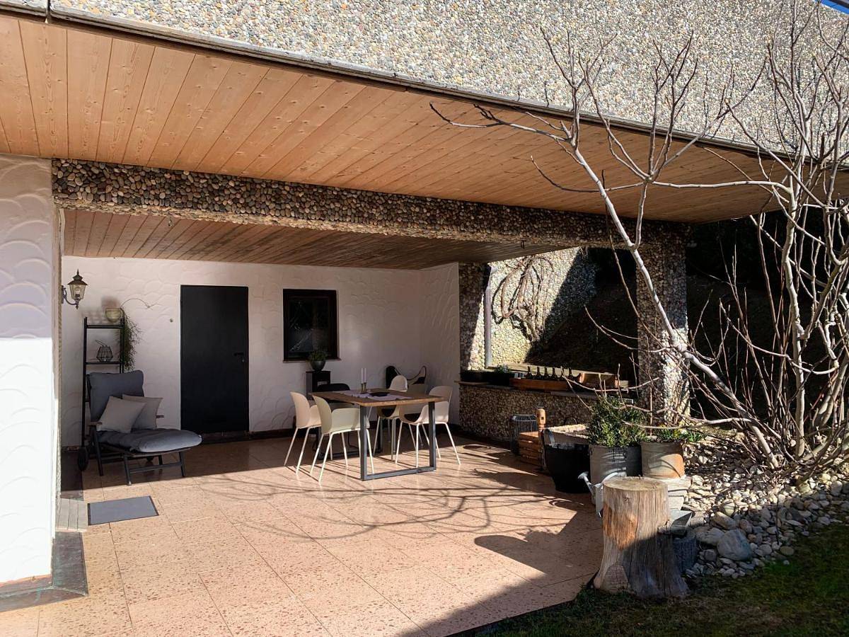 Ganze Wohnung, Ruhig, Sonnig und etwas Speziell in Hilzingen, Hegau