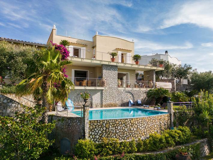 Location de vacances pour 9 personnes, avec jacuzzi ainsi que jardin et sauna à Massa Lubrense - 2