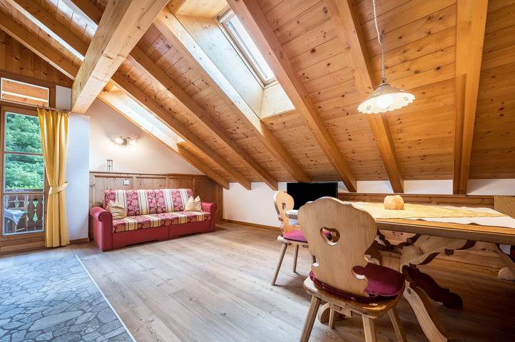 Ferienwohnung für 5 Personen, mit Garten