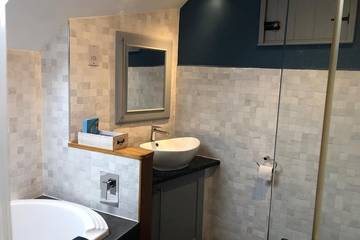 Location De Vacances pour 6 Personnes dans Saint-Jeanvrin, Saint-Amand-Montrond, Photo 4