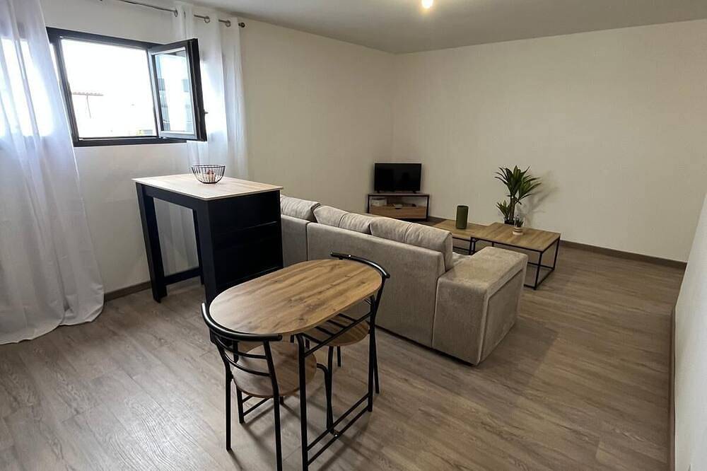 Entire apartment, Quiet T2 apartment 3 minutes from shops - Near Perpignan & beaches in Pia, Côte d'Améthyste