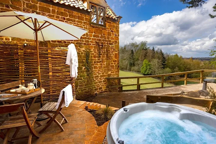 Seven-Bedroom House in Oxfordshire