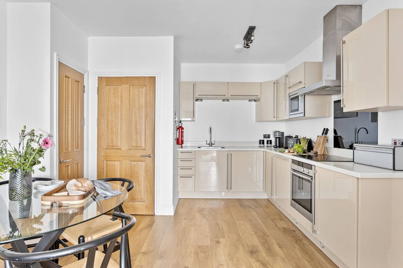 Entire holiday apartment, 3 At The Beach in Torcross, South Devon