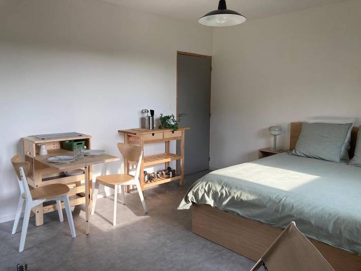 Gîte pour 2 personnes, avec jardin ainsi que vue et terrasse dans Sèvremoine - 3