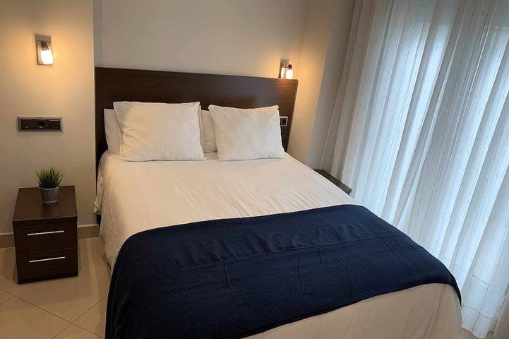 Ganze Wohnung, Apartment Illa mit Terrasse am Meer in Praia de Semuíño (A Illa de Arousa), A Illa de Arousa