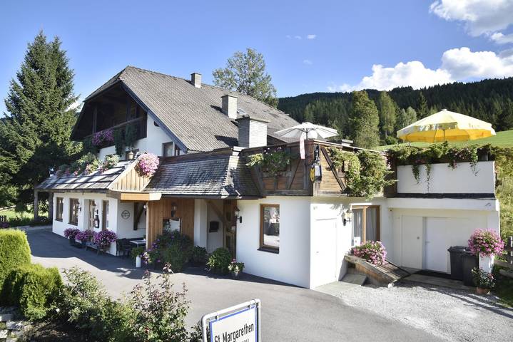 Hotel für 5 Personen, mit Garten und Pool sowie Sauna, kinderfreundlich - 1