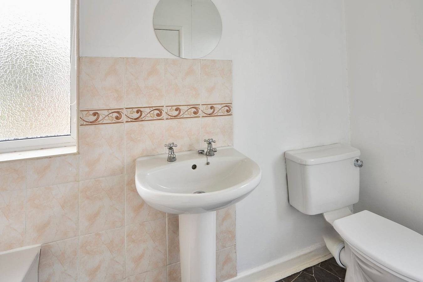 Host   Stay   Oldbury Road in Worcester, Worcestershire