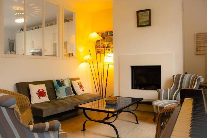 Location de vacances pour 10 personnes, avec jardin et vue dans Plage De La Cale Lanveoc - 4