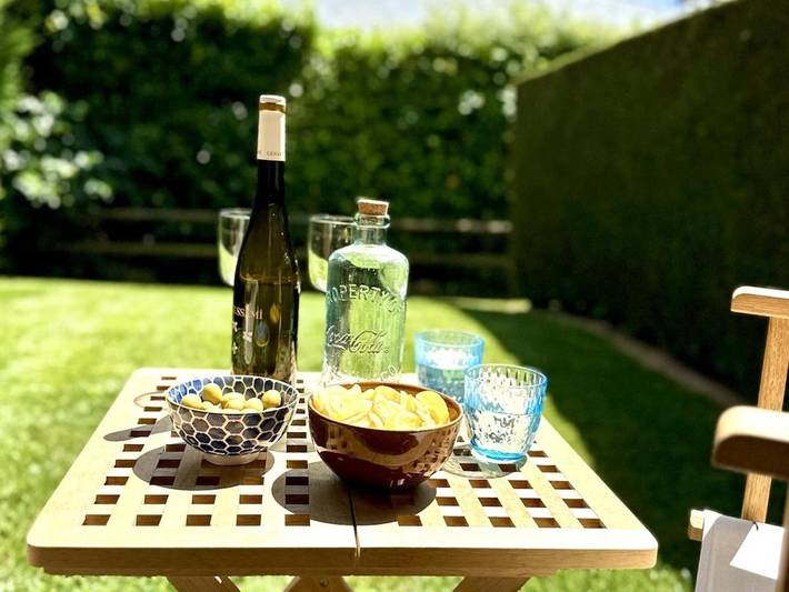 Location de vacances pour 8 personnes, avec vue ainsi que jardin et piscine à Estavar - 3