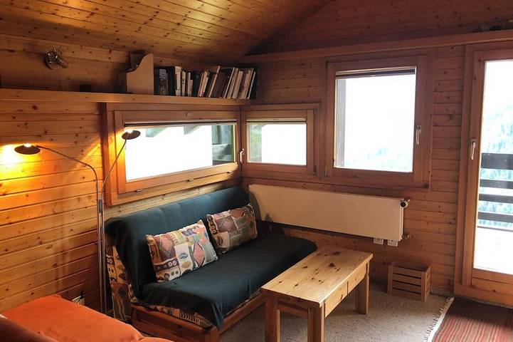 Appartement entier, 3 pièces confortable pour 4-5 personnes : Living avec canapé lit - cuisine avec lave-vaisselle - 1 c in Grimentz, Anniviers