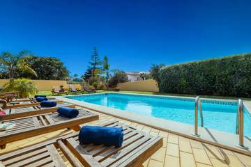 Villa With Pool for 12 People in Monte Choro, Albufeira, Photo 2