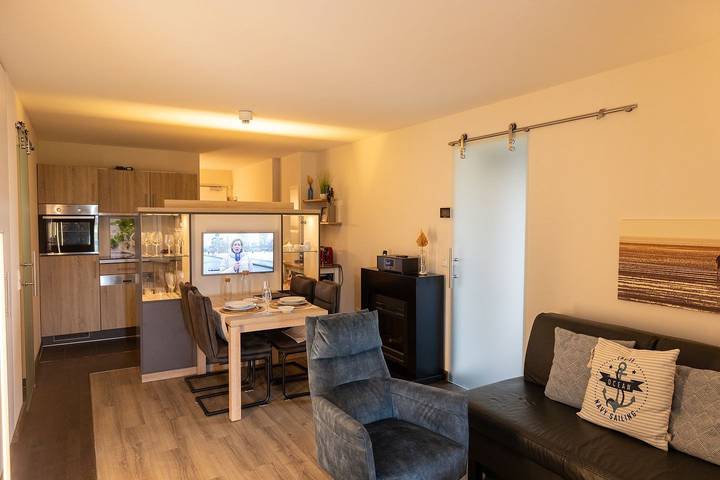 Ferienwohnung für 4 Personen, mit Sauna und Balkon in Wremen - 2