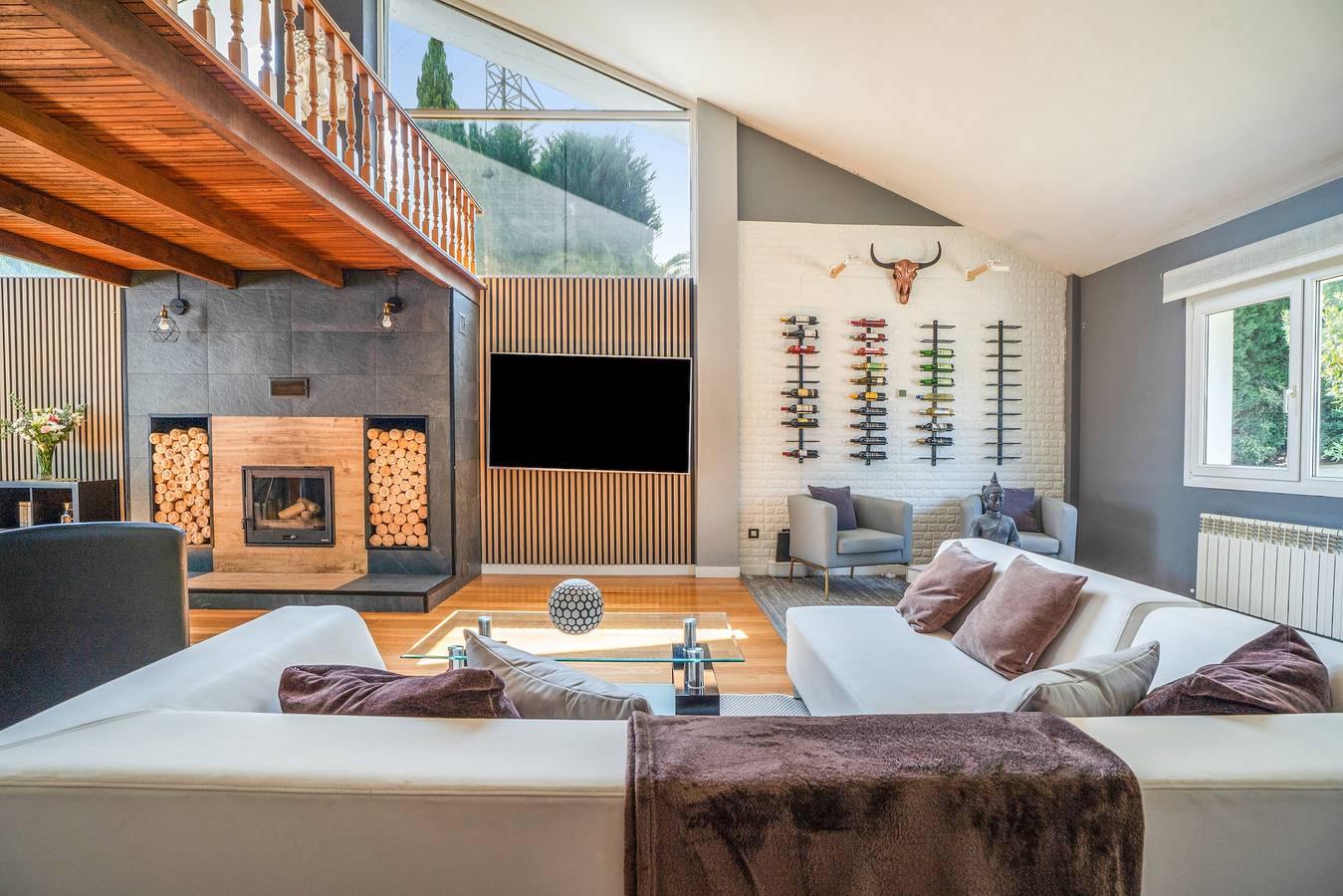 Casa de vacaciones 'Romeo' con vistas a la montaña, piscina privada y Wi-Fi in Oviedo, Cordillera Cantábrica