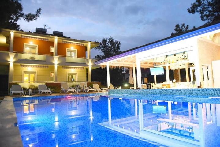 Gästehaus für 2 Personen, mit Garten und Pool, mit Haustier - 1