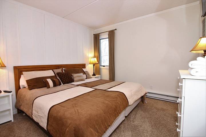 Ferienwohnung für 8 Personen, mit Balkon und Pool - 1