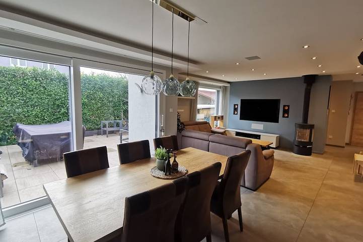 Location de vacances pour 10 personnes, avec jardin et terrasse à Mackenheim