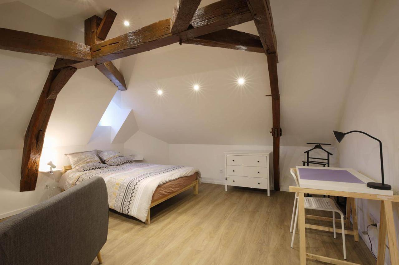 Appartement entier, One-Bedroom Apartment in La Flèche, Sarthe