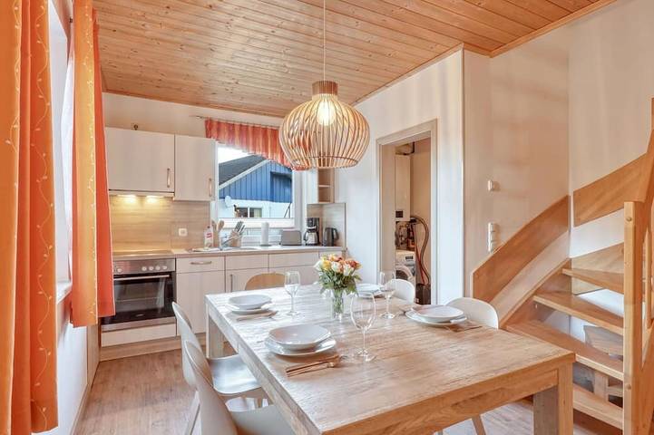 Ferienhaus für 4 Personen, mit Garten in Altefähr