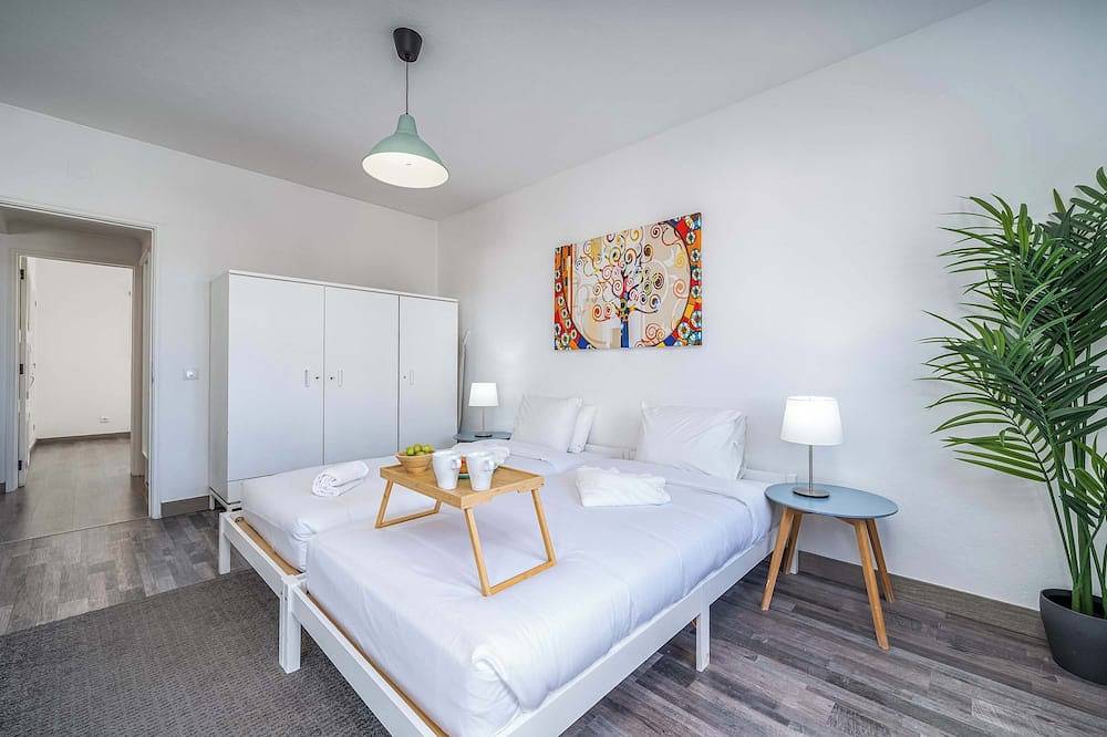 Apartamento inteiro, Panoramic Sea Views & Balcony Bbq in Albufeira, Distrito de Faro