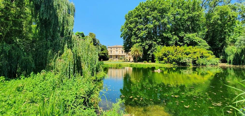 Gîte pour 3 personnes, avec sauna et jacuzzi ainsi que piscine et jardin à Conques-sur-Orbiel