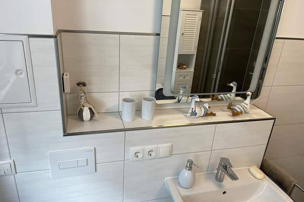 Ganze Wohnung, Ferienwohnung Bernstein 21b am Goitzschsee! in Pouch, Muldestausee