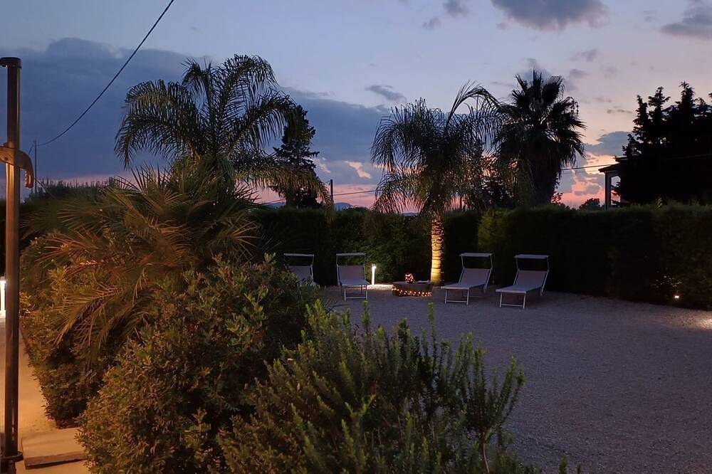 Casadoma B&B-Holiday House-Balcony in Policoro, Golfo de Tarento