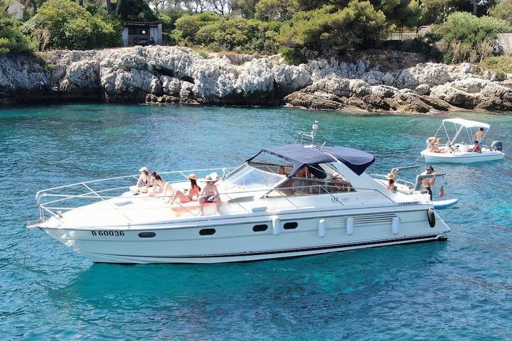 Péniche pour 4 personnes, avec jacuzzi dans les Alpes maritimes