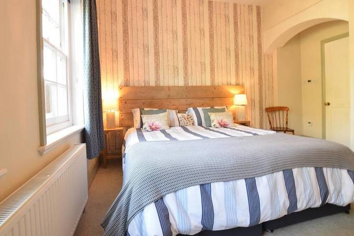 5 Bed in Studland (oc-wy365) in Studland, Dorset