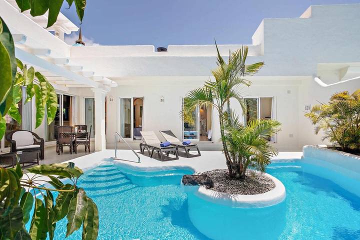Villa für 5 Personen, mit Pool und Whirlpool sowie Balkon auf Fuerteventura - 2