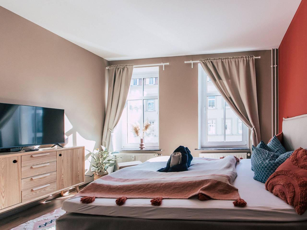 Ganze Ferienwohnung, Luga Homes - Mitte - *Midtown* 2-Zimmer-Appartement mit Küche in Leipzig Mitte, Leipzig