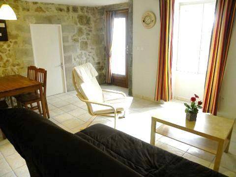 Location de vacances pour 2 personnes, avec jardin et vue, animaux acceptés à Saint-Pal-de-Chalencon - 4