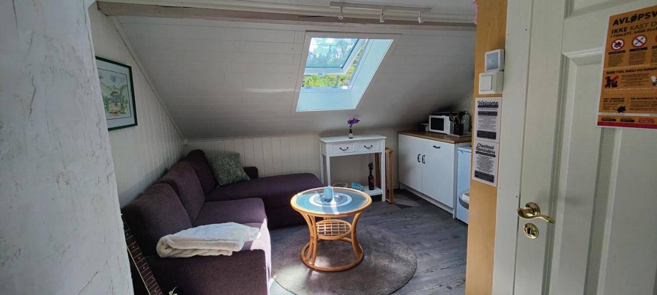 Øya husrom-fredelig sted nær E6-enkeltsenger in Sarpsborg