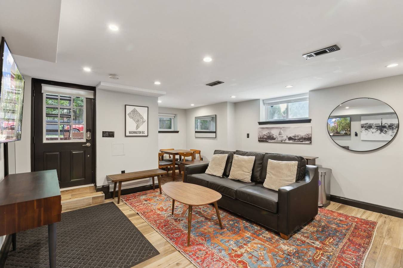 Apartamento entero, Spacious  Sunny Shaw 1Br  1Ba Apartment in Truxton Circle, Washington D.C.