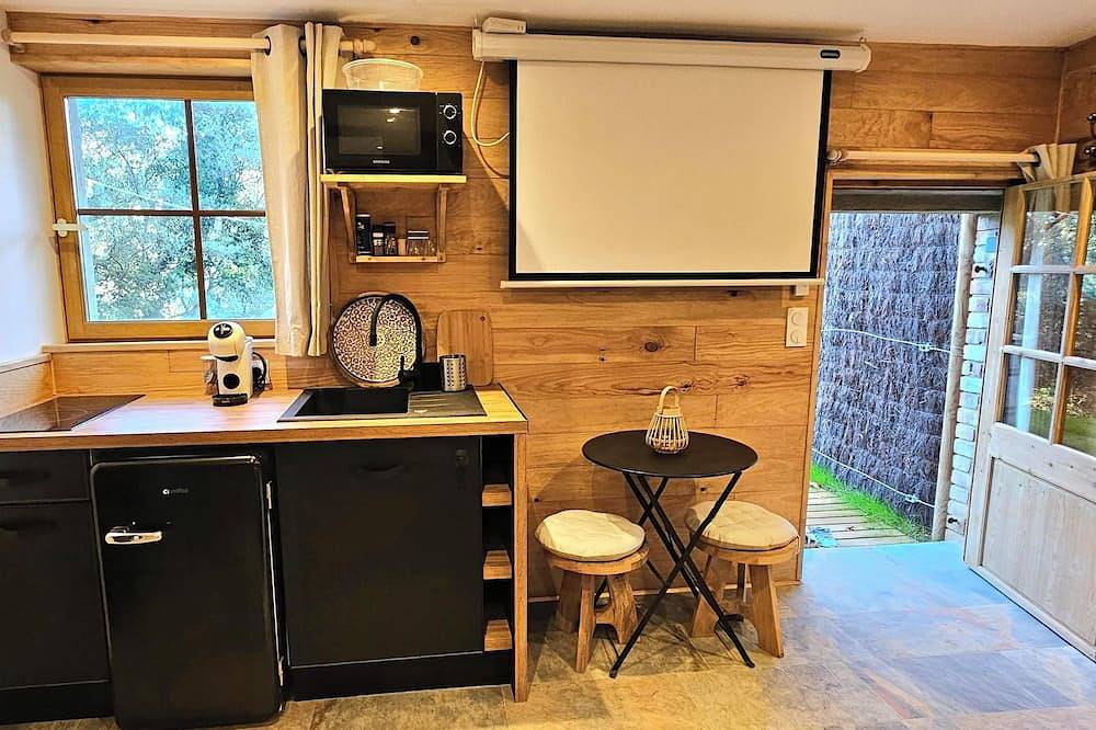 Samadhi, gîte avec jardin, clim, jacuzzi, parking privé, animaux acceptés in Toulon, Côte méditerranéenne (France)