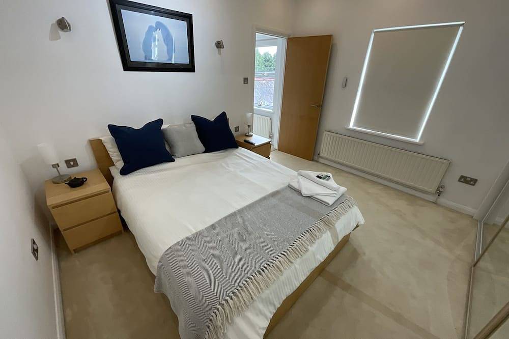 Ganze Wohnung, Apartment-Eigenes Badezimmer-One Bedroom (Mulsanne) in Crewe, Cheshire East