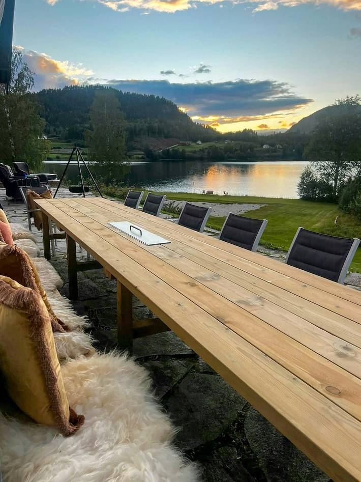 Blockhütte mit Spa und Sauna am Gulsviktjernet in Flå