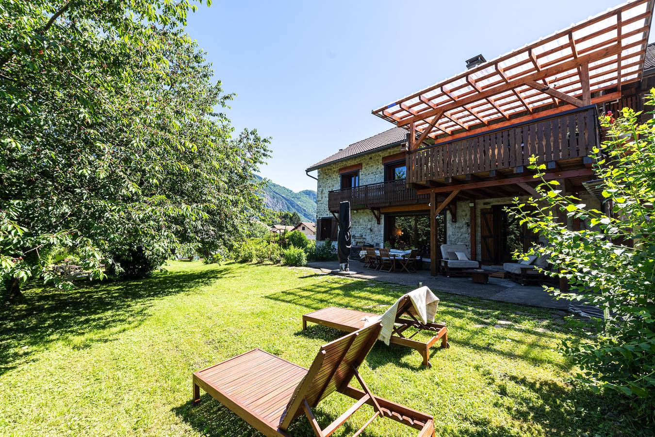 Gîte pour 12 Personnes dans Giez, Région d'Annecy