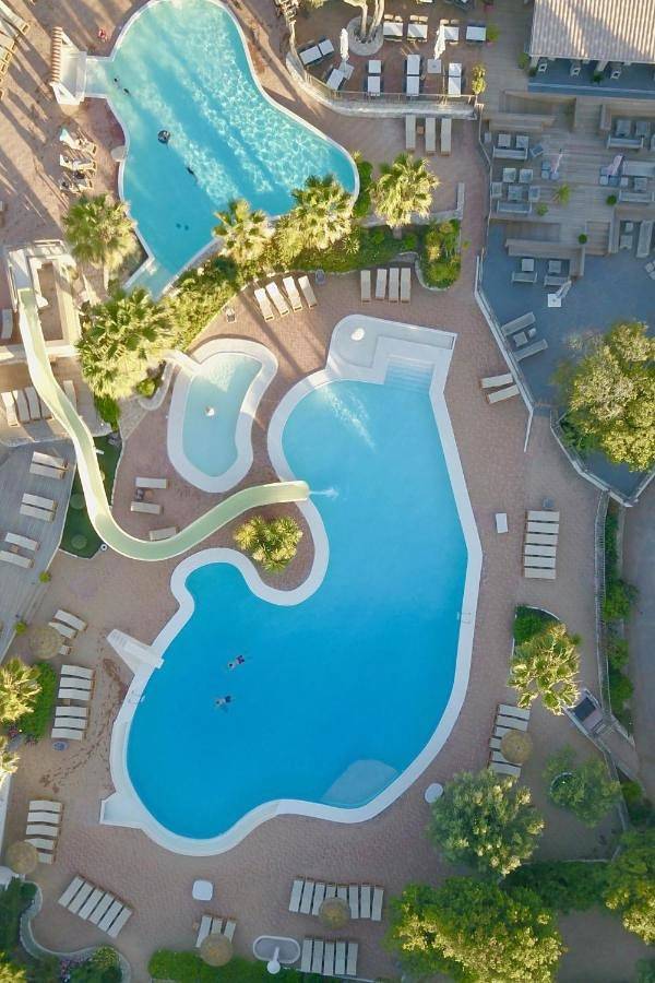 Club vacances pour 2 personnes, avec jardin et vue ainsi que piscine et bassin pour enfant, animaux acceptés en Corse - 4