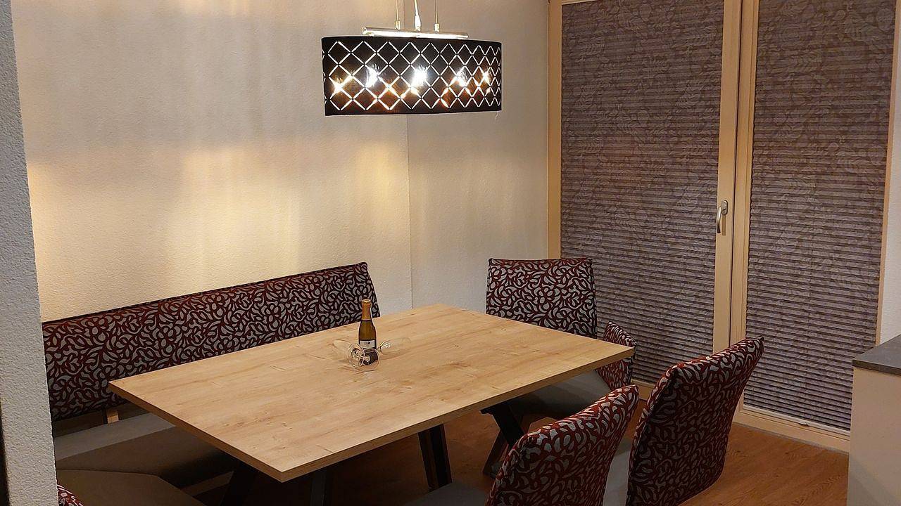 Geheel vakantieappartement, Vakantieappartement voor 4 personen met balkon in Gosau, Dachstein West