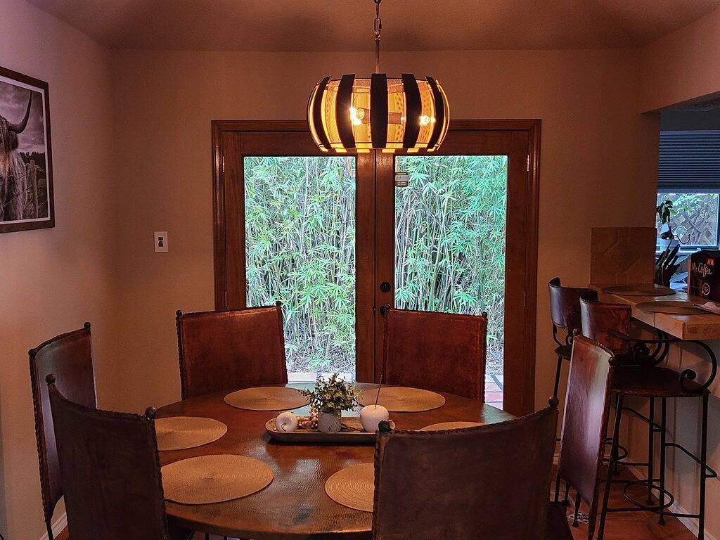 Vrbo Home Away Paradise Getaway House- With Pool and Hot Tub! in Dessau TX, Pflugerville