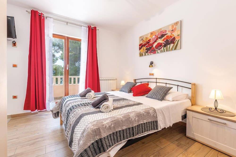 Geheel appartement, Gezellig appartement in Jesenice in Jesenice, Split-Dalmatië